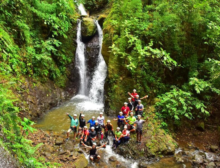 group-at-los-suenos-canyoning