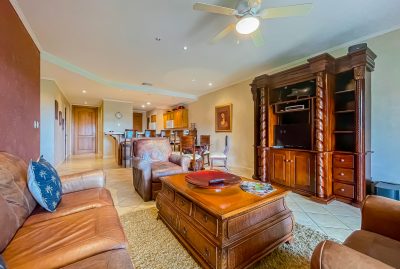 Del Mar 2G Living room