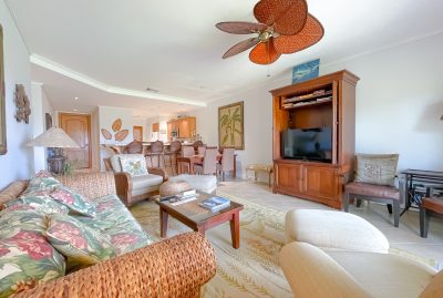 Del Mar 1C - Living room