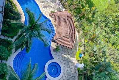 La Torre Herradura Bay pool area