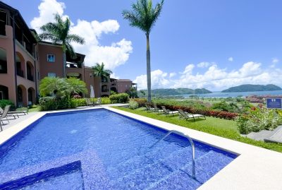 Alta Vista 1A - Pool area